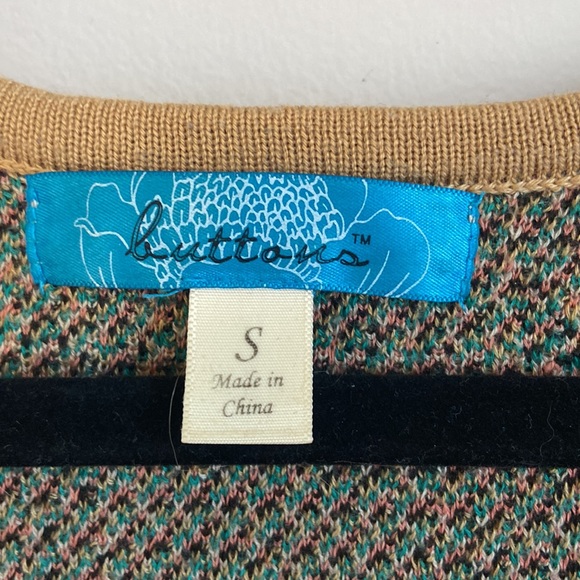 Beautiful knit dress! - Picture 3 of 4